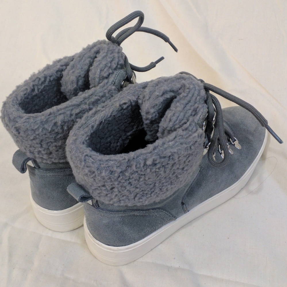 Boots - Picture 2 of 2